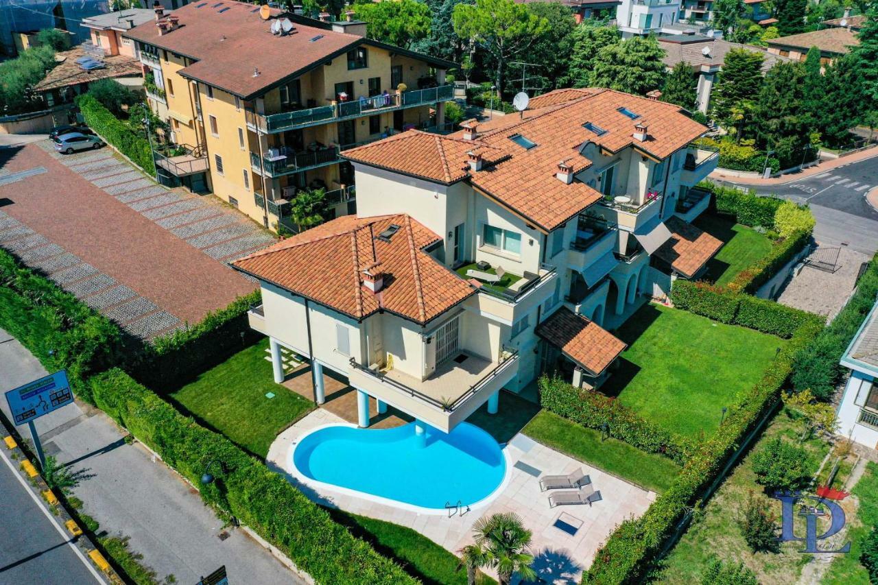 Desenzanoloft Official Partner Marriott Homes & Villas - Bea House, Sirmione With Private Garden And Share Pool ภายนอก รูปภาพ
