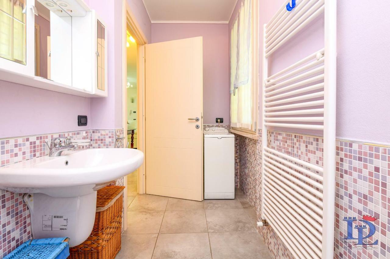 Desenzanoloft Official Partner Marriott Homes & Villas - Bea House, Sirmione With Private Garden And Share Pool ภายนอก รูปภาพ