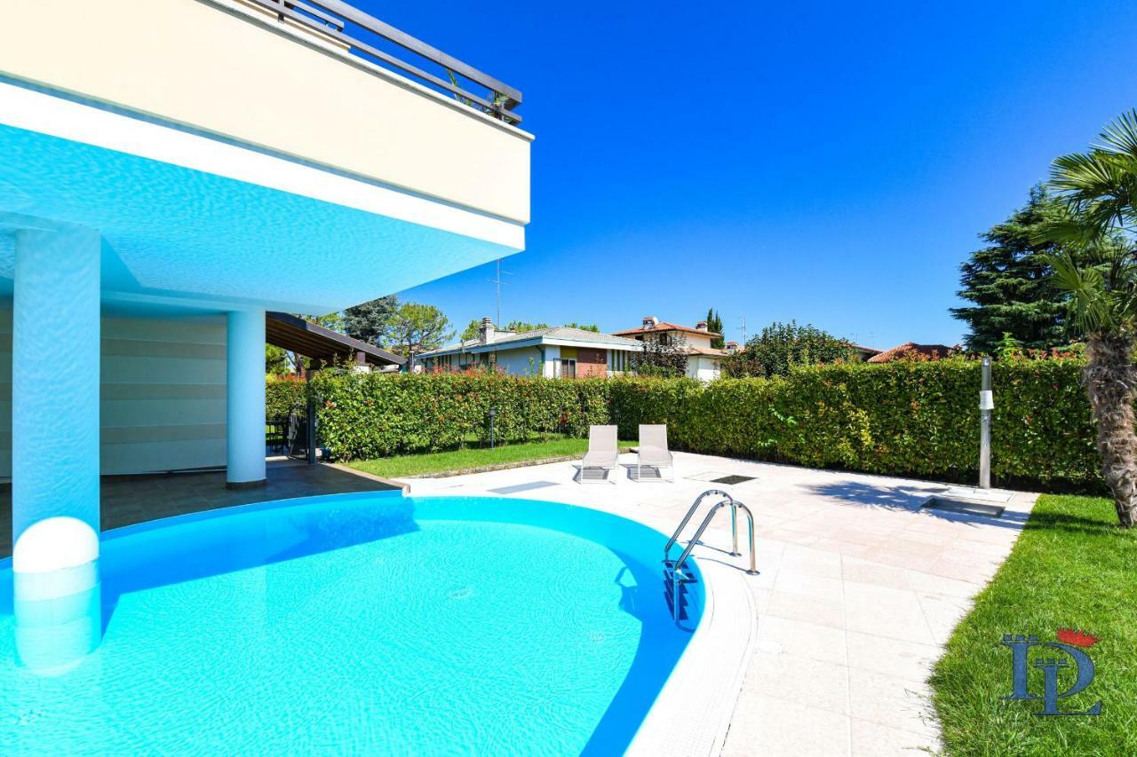 Desenzanoloft Official Partner Marriott Homes & Villas - Bea House, Sirmione With Private Garden And Share Pool ภายนอก รูปภาพ