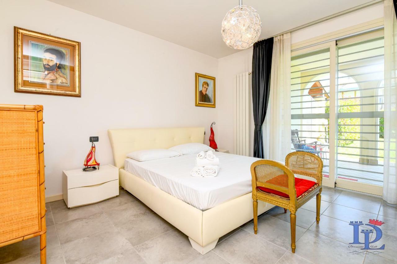 Desenzanoloft Official Partner Marriott Homes & Villas - Bea House, Sirmione With Private Garden And Share Pool ภายนอก รูปภาพ